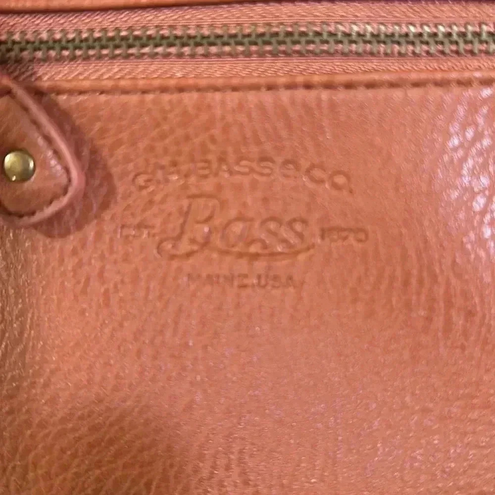 BASS leather purse - Picture 3 of 5